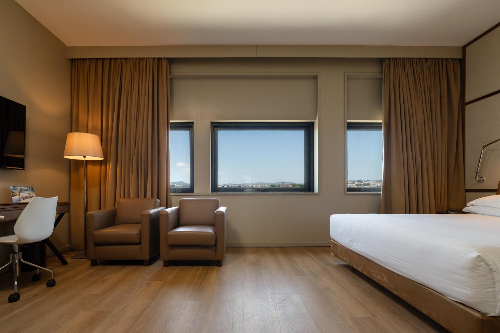 Hotel De Guimaraes Business & Spa Buitenkant foto