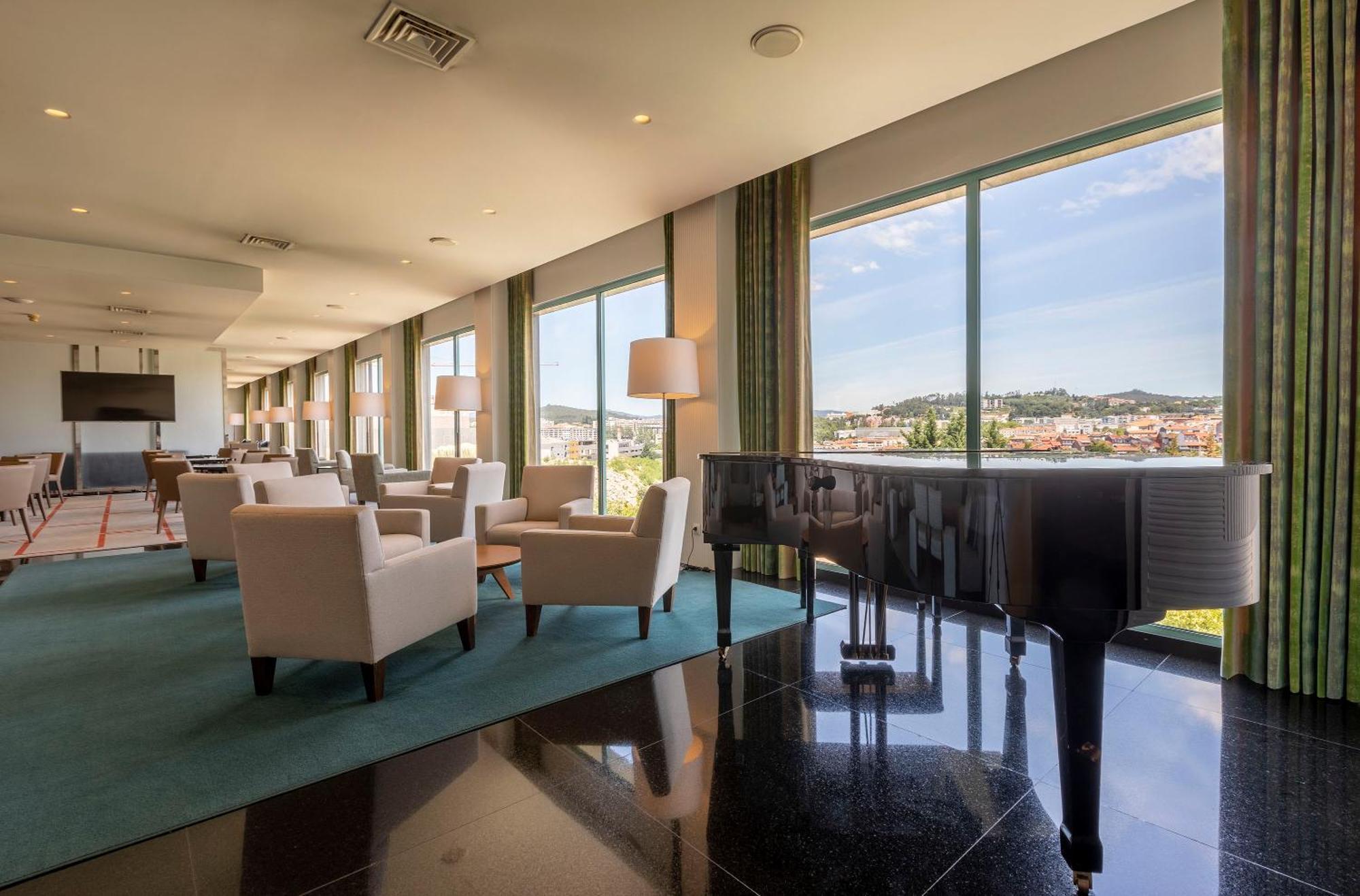 Hotel De Guimaraes Business & Spa Buitenkant foto