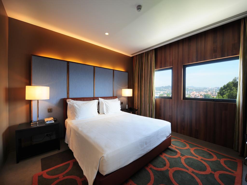 Hotel De Guimaraes Business & Spa Buitenkant foto